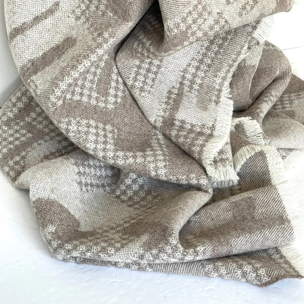 ARTZNL 100% Alpaca Throw Blanket Brown Soft Luxury Eco Undyed All Season Wool